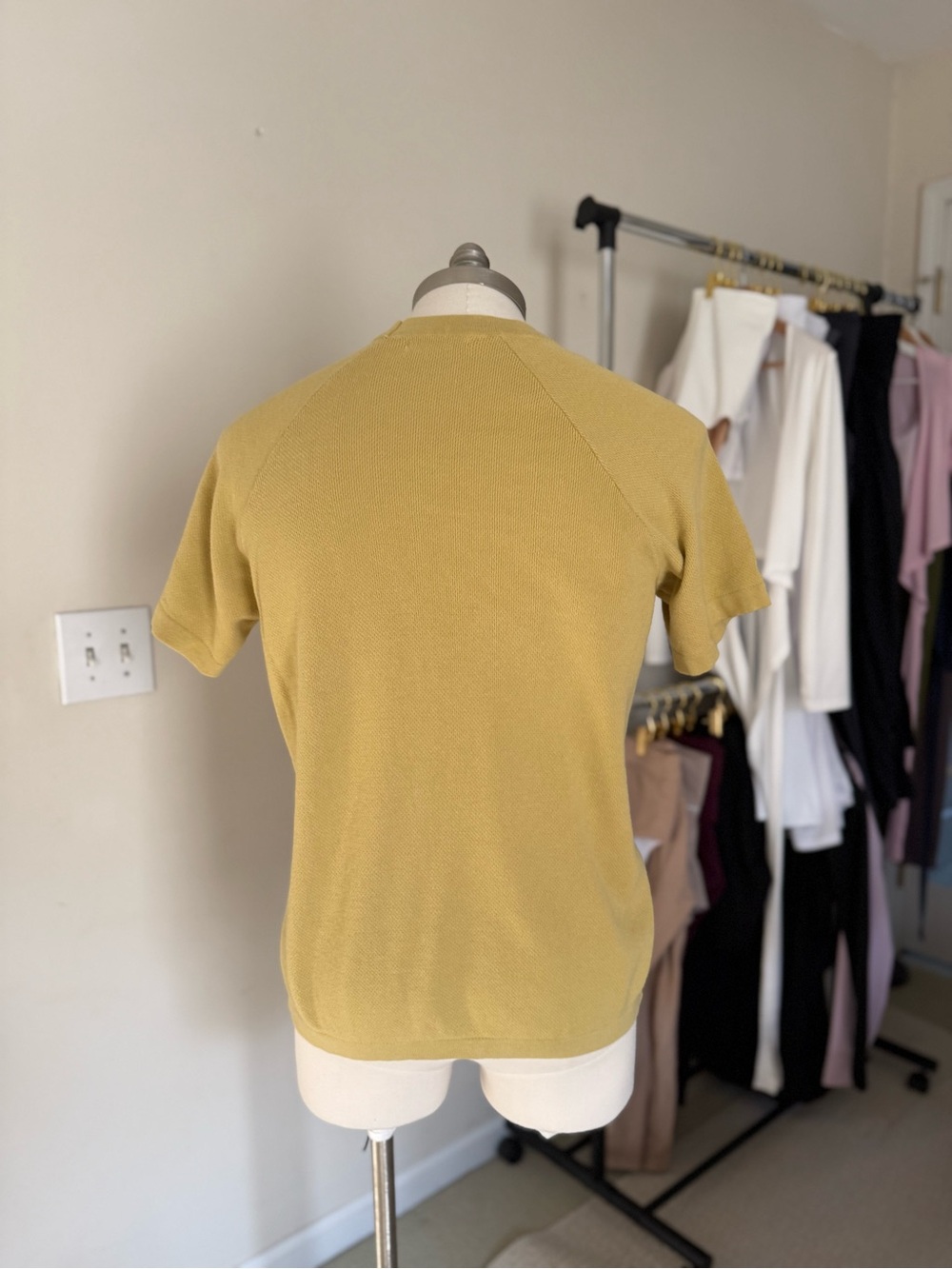 Zara Olive-Mustard Short Sleeve Knit Tee - Picture 7 of 9